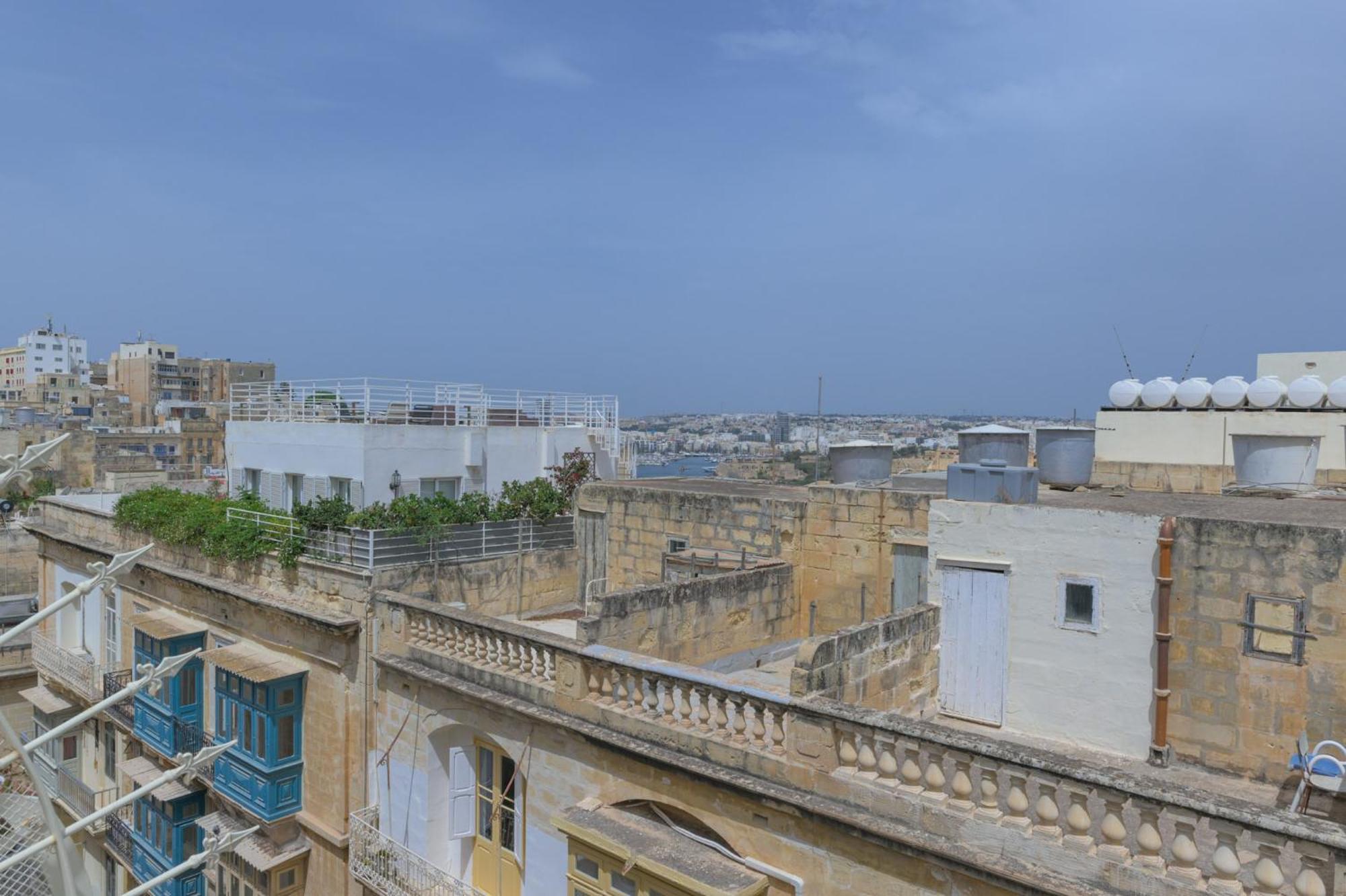 New 1 Bedroom Apartment In Valletta City Centre With Terrace And Views Exteriör bild