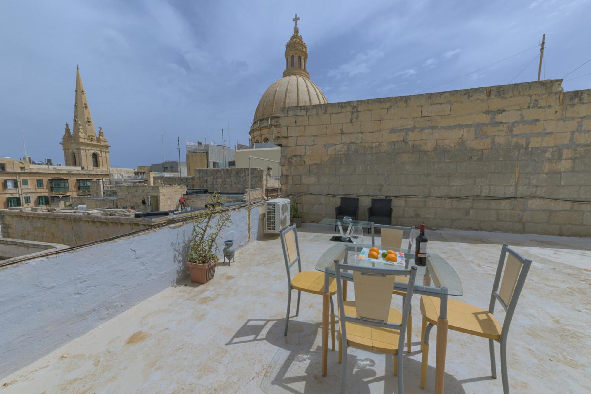 New 1 Bedroom Apartment In Valletta City Centre With Terrace And Views Exteriör bild