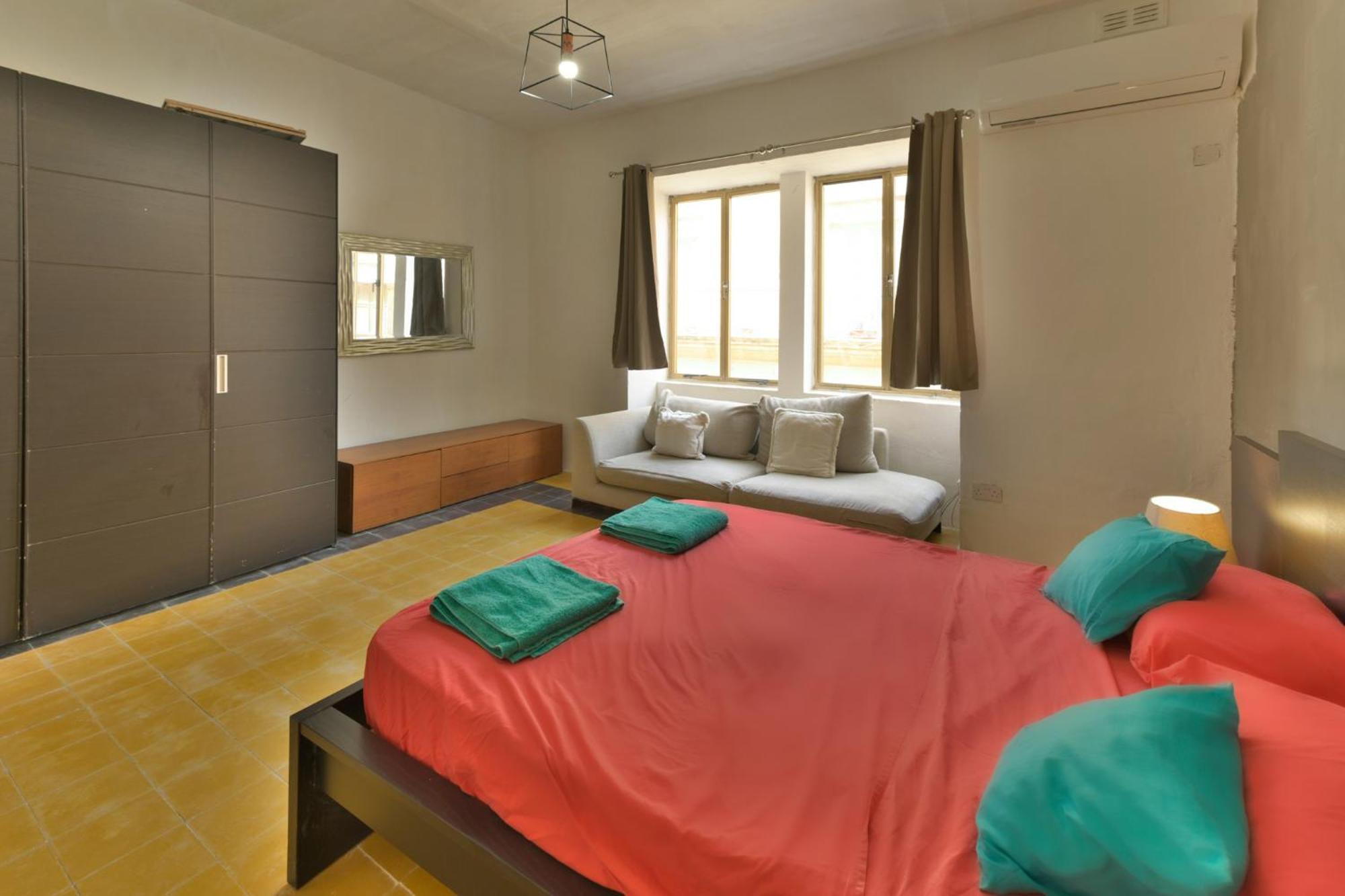New 1 Bedroom Apartment In Valletta City Centre With Terrace And Views Exteriör bild