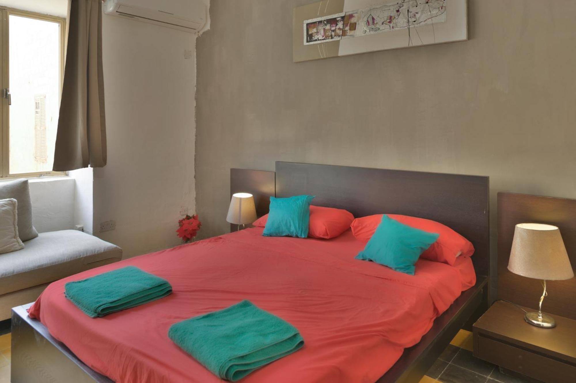 New 1 Bedroom Apartment In Valletta City Centre With Terrace And Views Exteriör bild